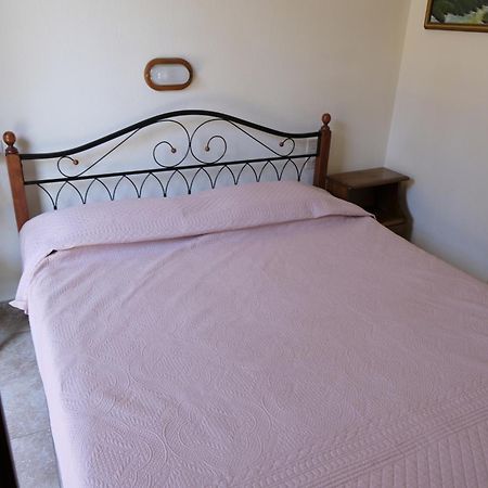 Taxiarchis Apartments Szkiáthosz Szoba fotó
