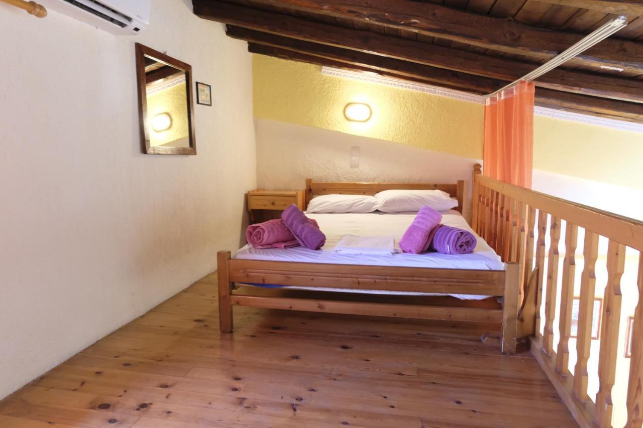 Taxiarchis Apartments Szkiáthosz Kültér fotó